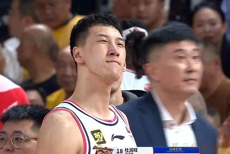 KAI YUN SPORT：杜润旺称赞杜锋“火车跑得快全靠车头带”